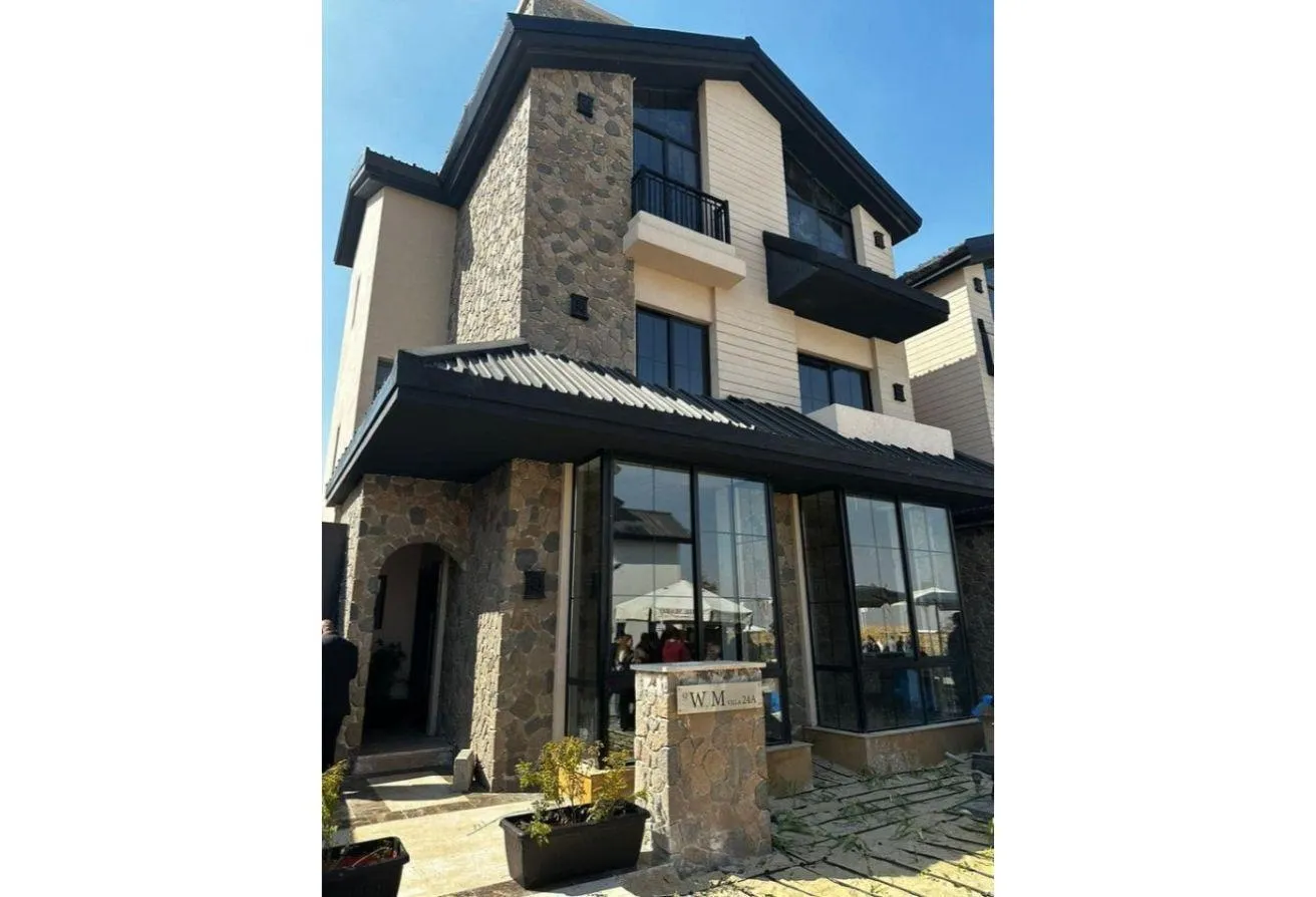 Sale in The Wonder Marq: Townhouse at Apartment Price 8-Year Installments