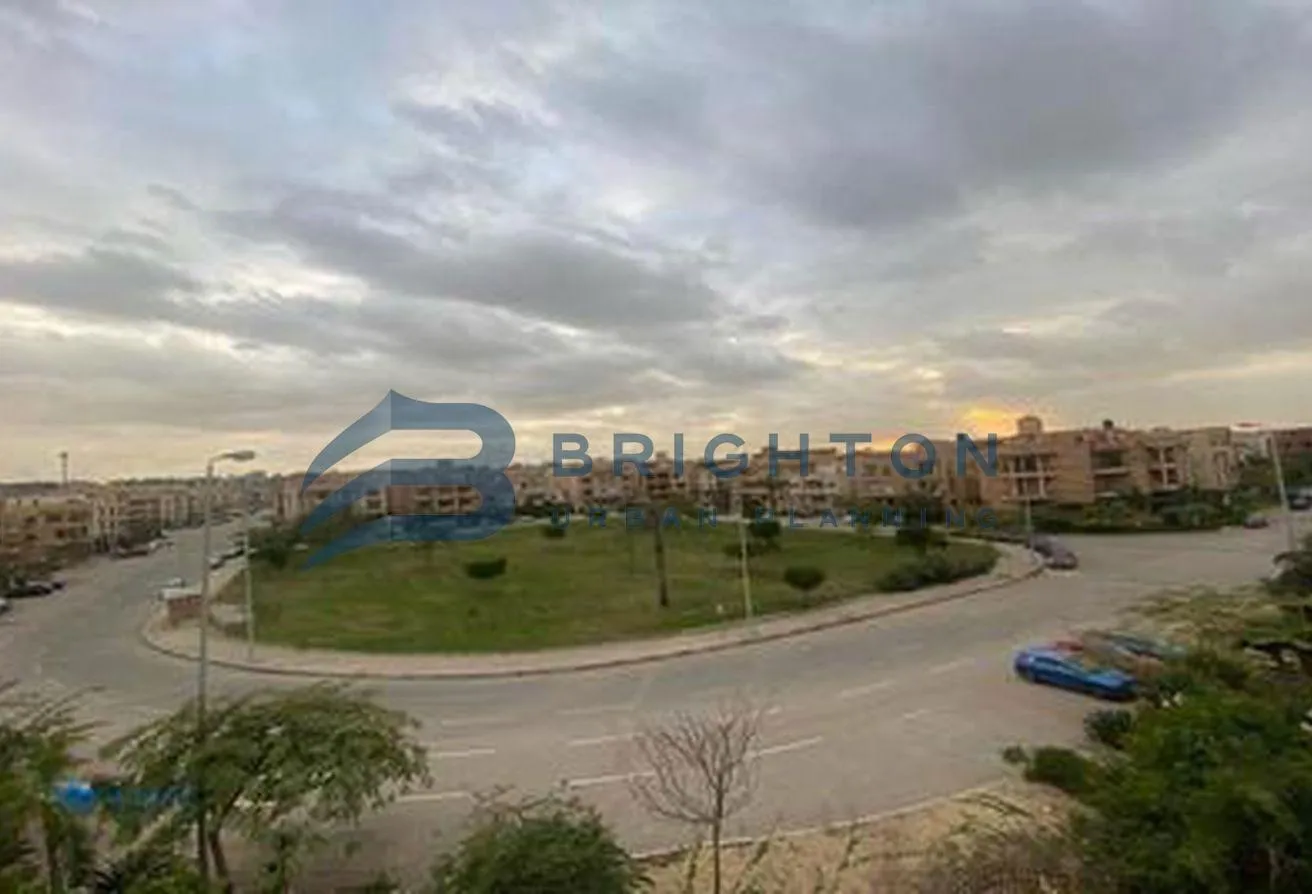 Rent in El Yasmeen 3: شقه مفروشه للايجار فرش فندقي الياسمين 3 اول ساكن