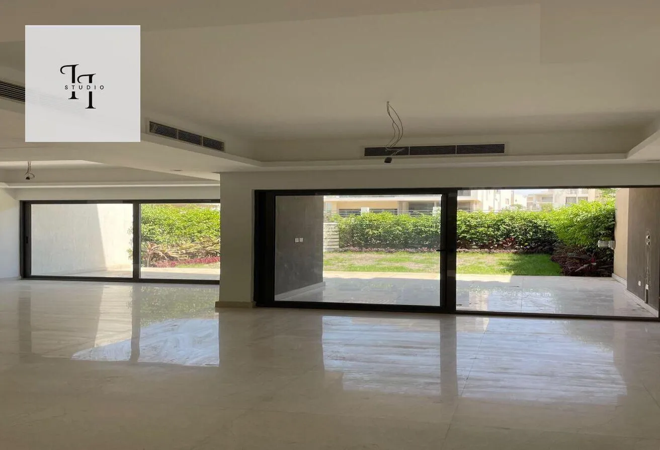 Rent in Moon Residences: Semi-furnished Townhouse for rent in Fifth Square