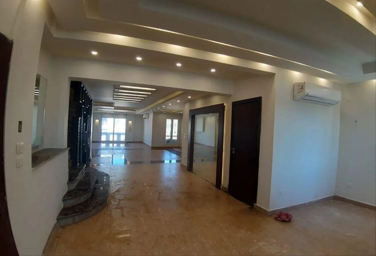 Rent in Mountain View Hyde Park: IVilla with Roof AC'S &amp; K in Prime location RTM