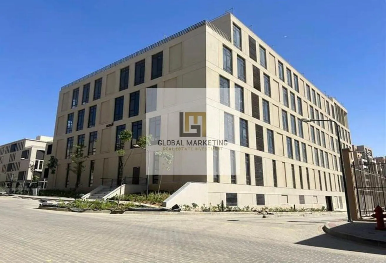 للايجار في ديستريكت 5: مبني 7500 متر للايجار ديستركت5 القاهرة الجديده 