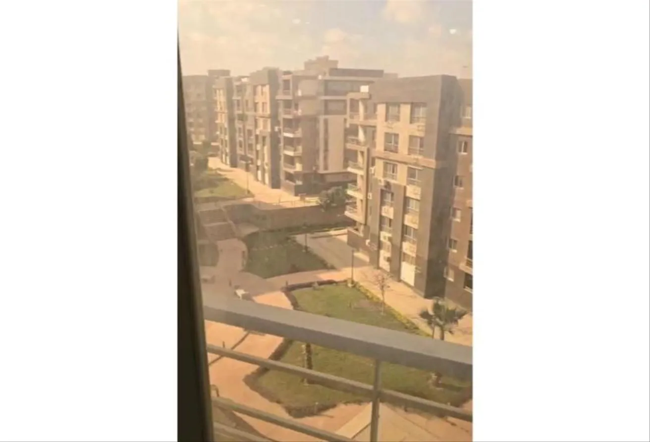 Sale in Dar Misr: شقه للبيع متشطب في دار مصر القرنفل 130 متر تشطيب خ