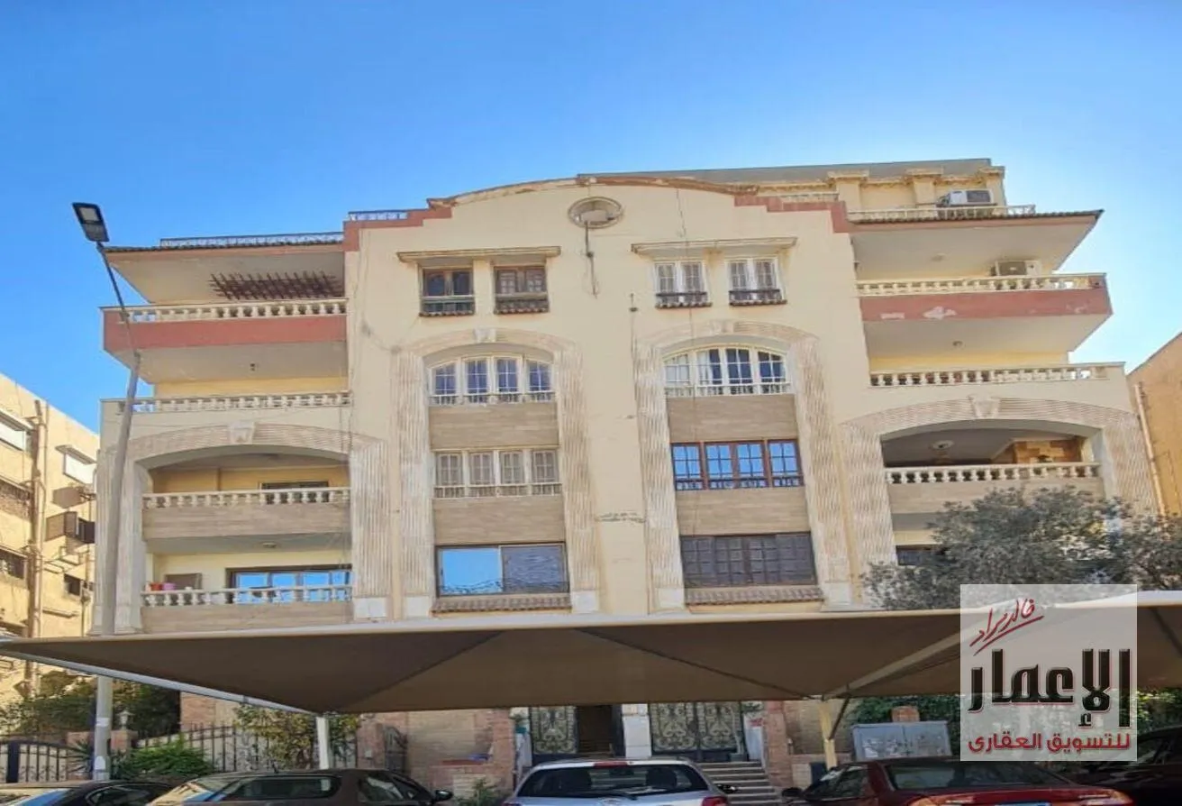 Sale in 8th District: Roof for sale in the 8th district, 6th of October