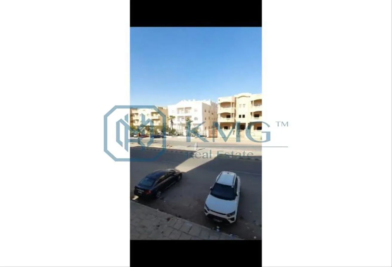 Sale in El Banafseg 4: شقة بأرقى أحياء التجمع الاول متشطبة بسعر لقطة