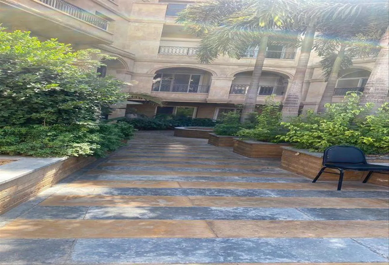 Rent in Fatma Al Sharbatly Mosque: دوبلكس للايجار عند مسجد فاطمه الشربتلي400 متر