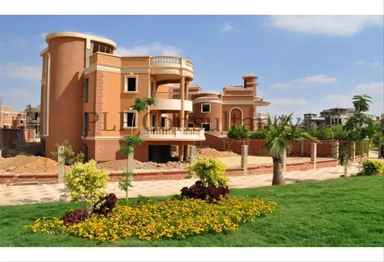 Sale in Marina City: Twin house for sale prime location in Marina City