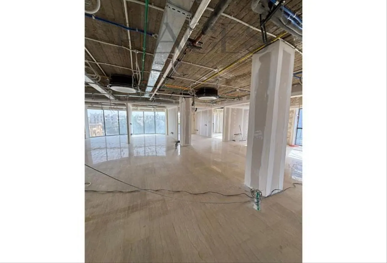 Rent in V90: Admin building 2,000m for rent in front of AUC - F