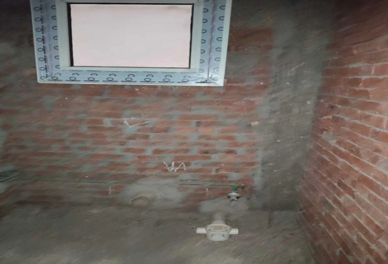 Rent in The 1st Settlement: للايجار الاداري غرفة اداريه مجهزه بالتجمع الاول