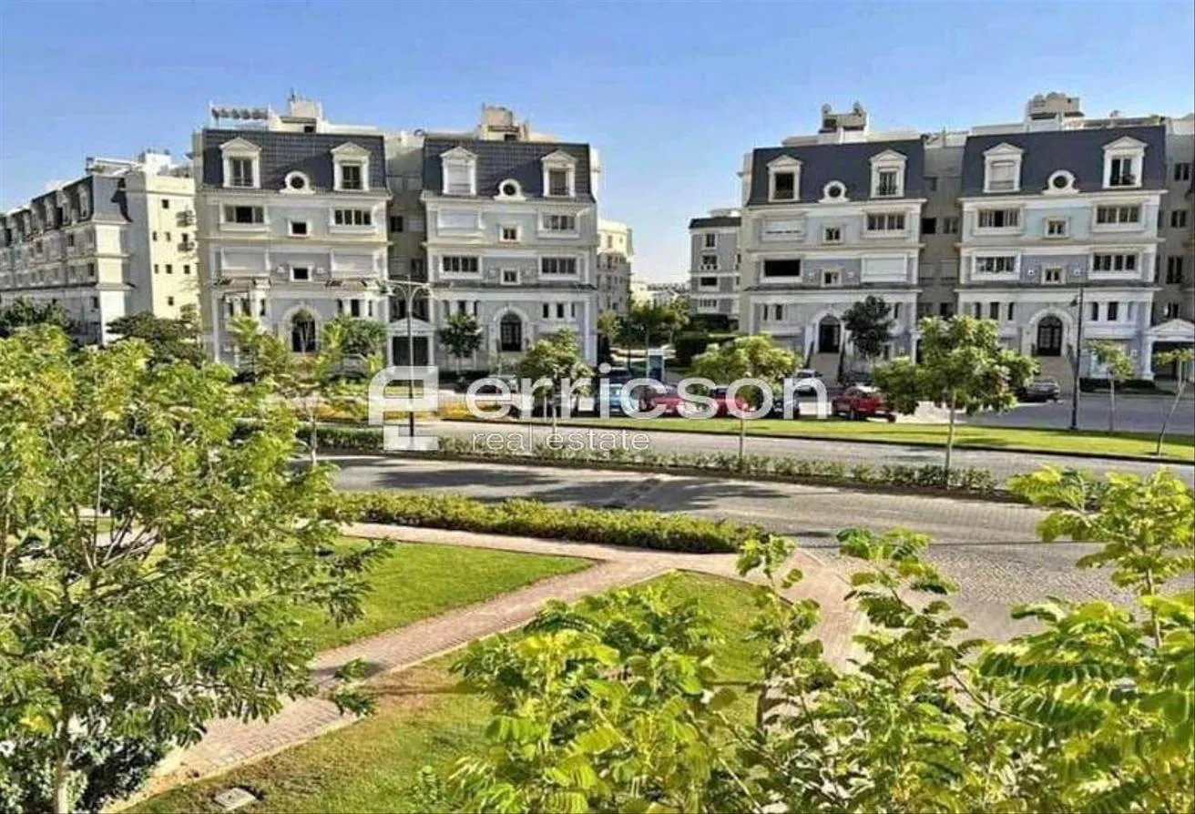 Sale in Mountain View iCity October: Penthouse 150 m + Roof 90 Mountain View iCity