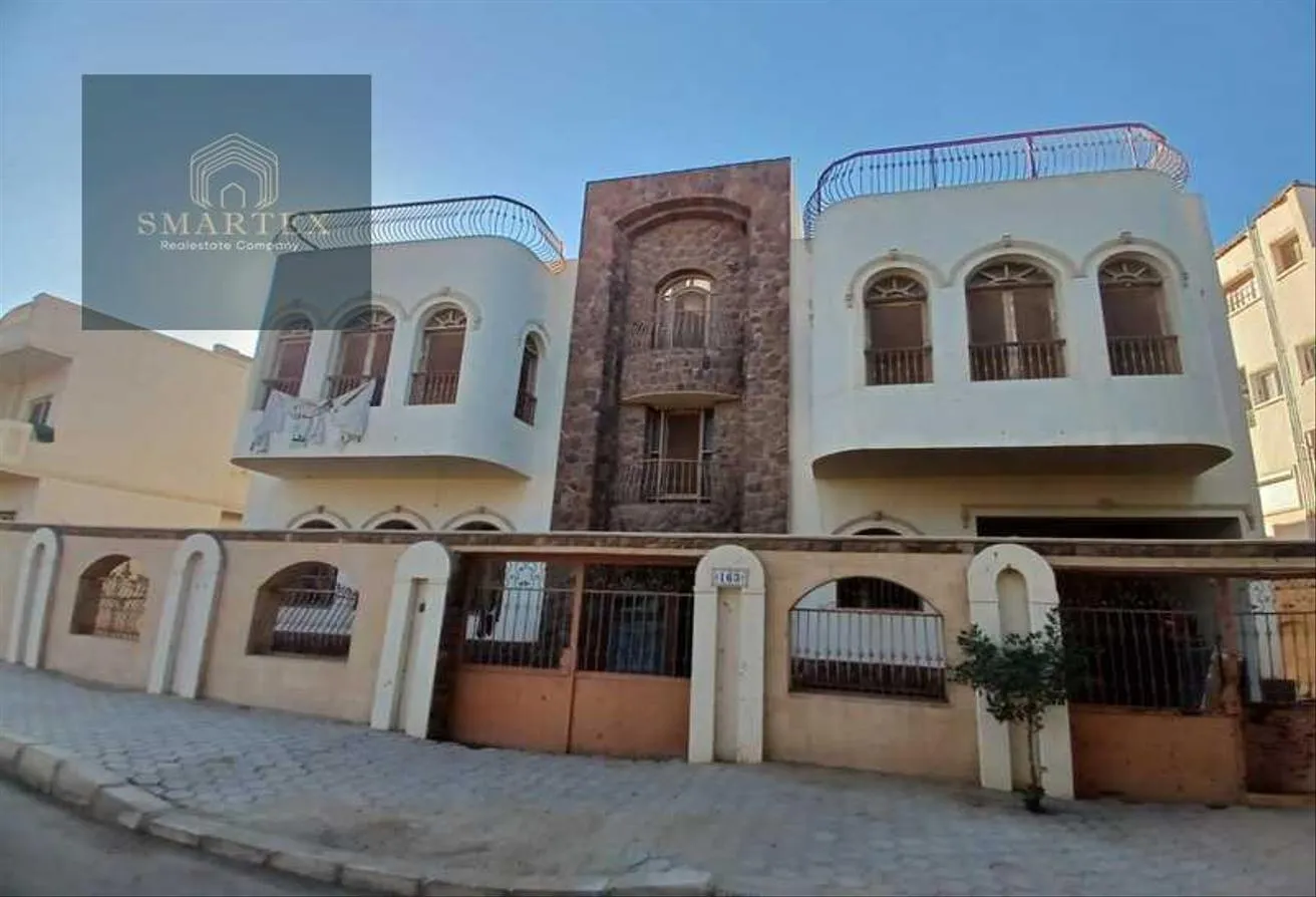 Sale in 1st Neighborhood: Villa 888 m, prime location, open view