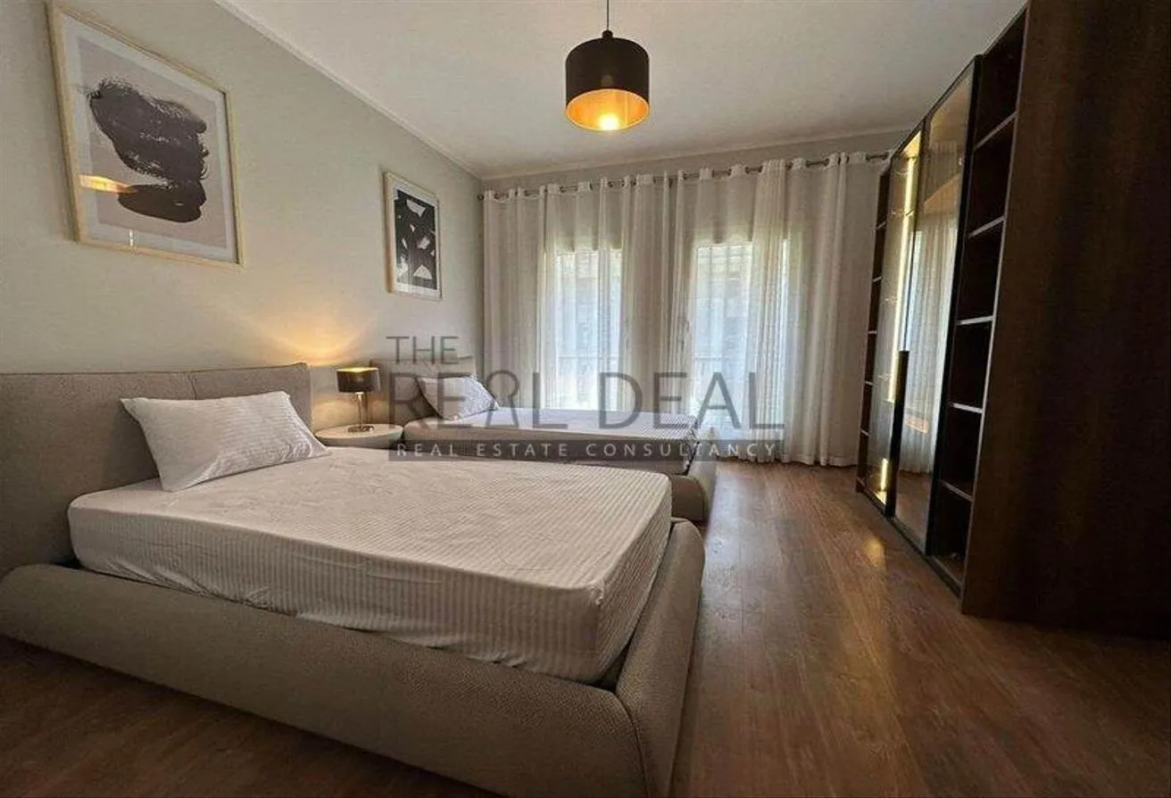 Sale in Bloomfields: DUPLEX WITH GARDEN FOR SALE AT BLOOMFIELDS