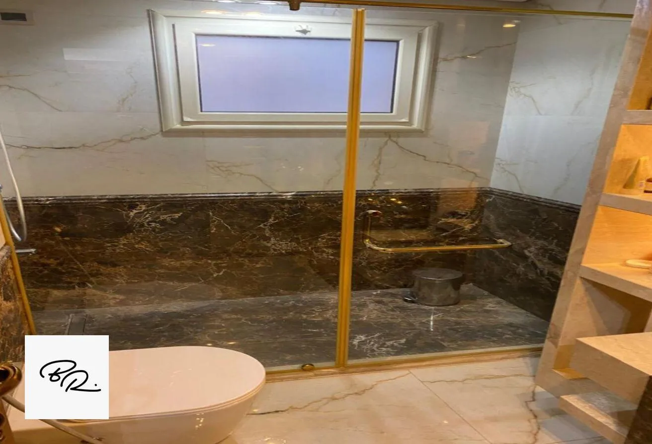 Gallery Image 11