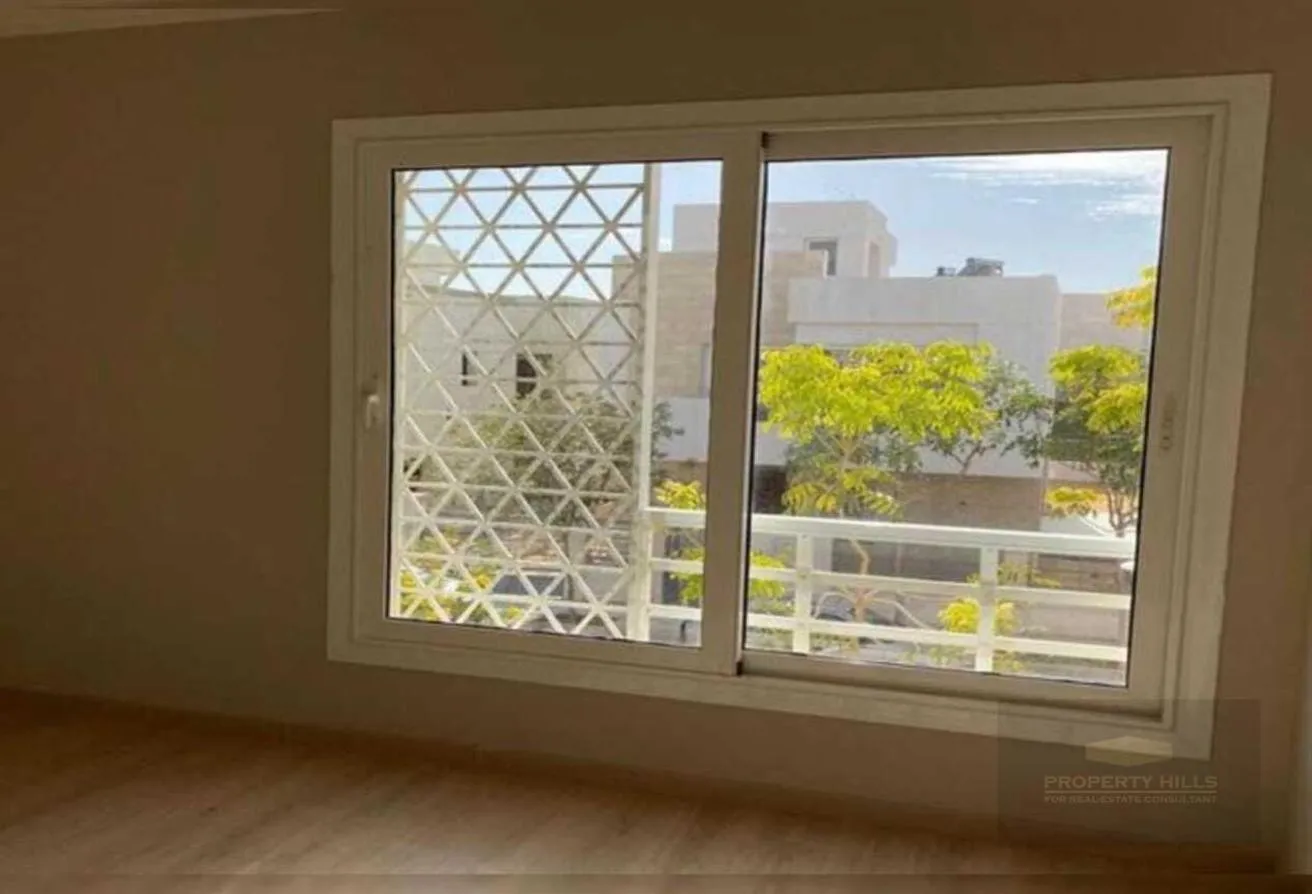 Gallery Image 12