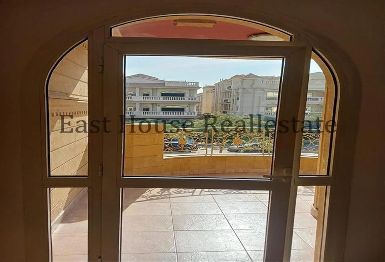 Rent in El Yasmeen 6: Apartment for rent in a luxury villa and a great l