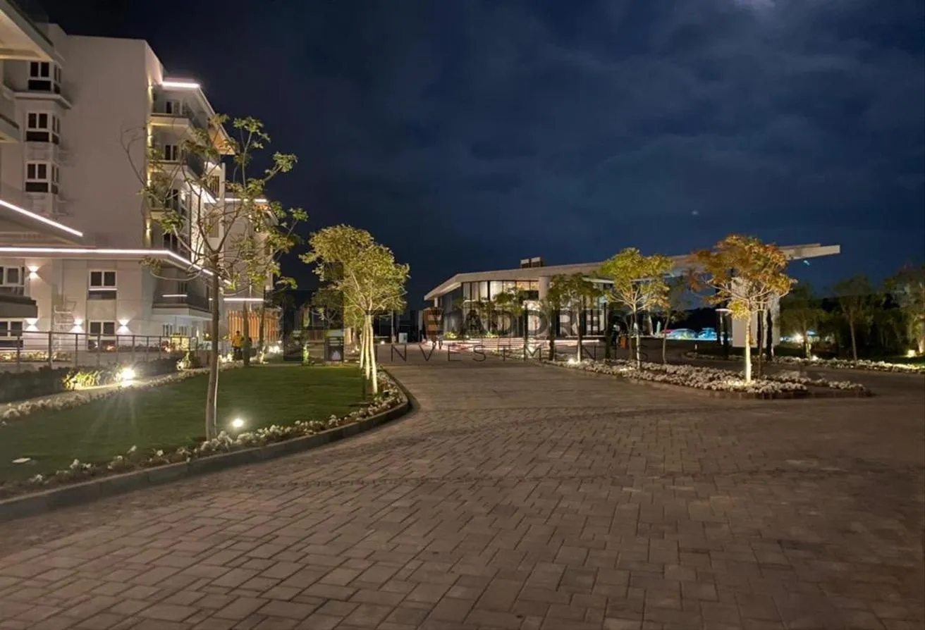 Sale in Mountain View iCity: Sky loft with garden ready to move under market price