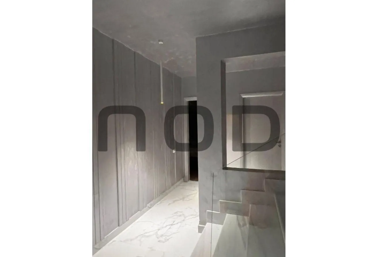 Gallery Image 14