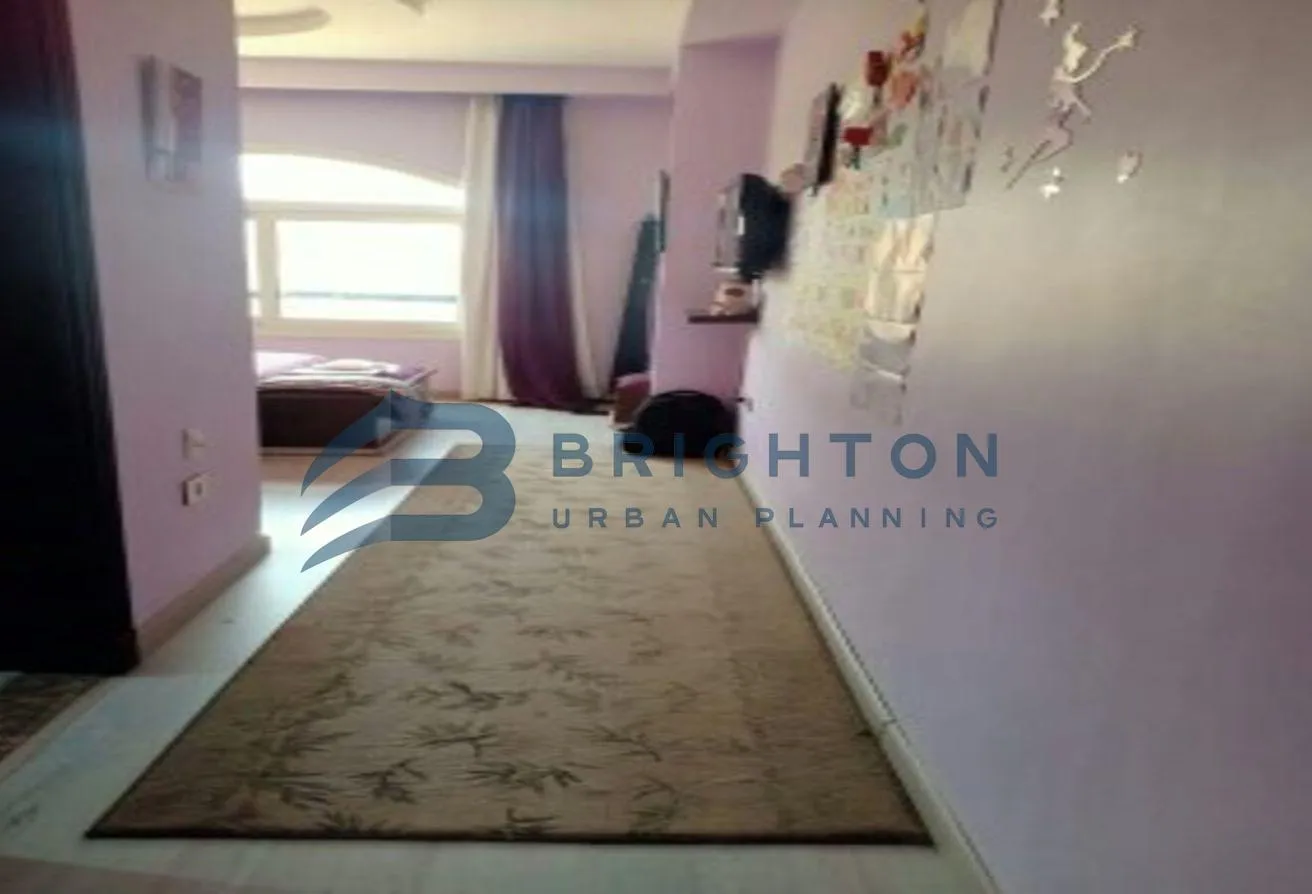 Gallery Image 12