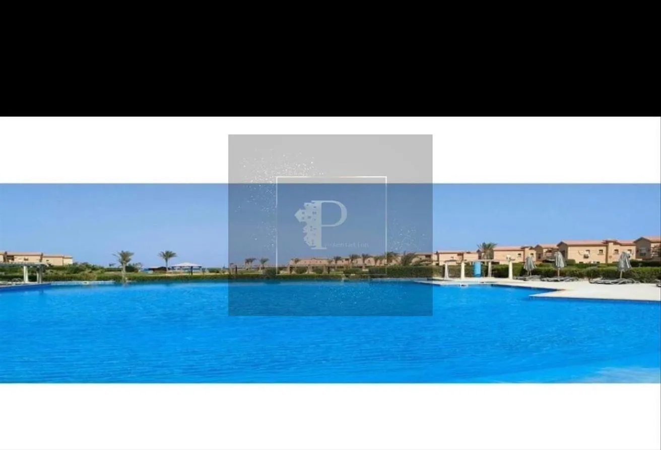 Sale in Piacera: للبيع شاليه ع البحر فيو خاص  بياسيرا  العين السخنه