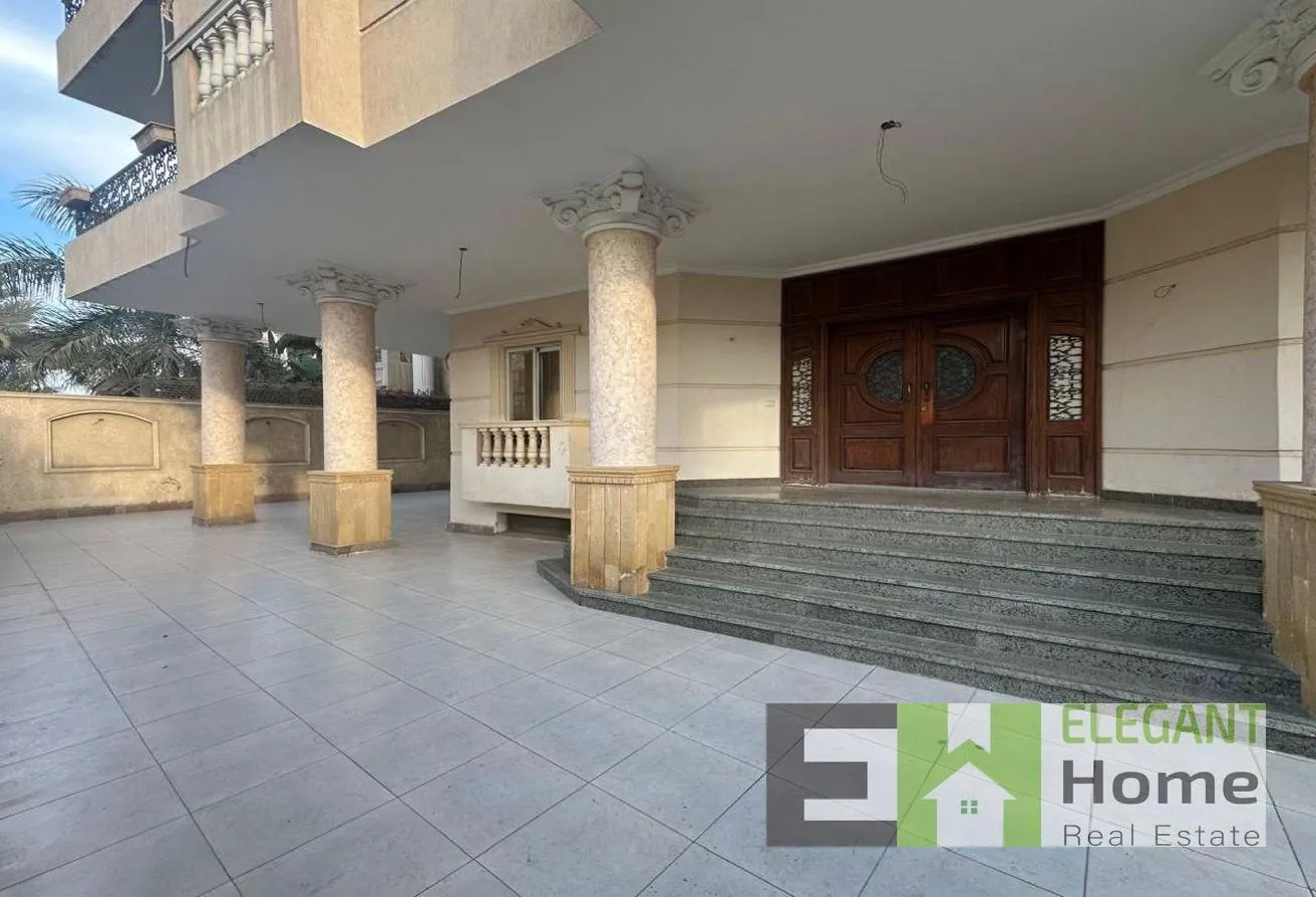 Rent in Ahmed Shawky Axis: Semi furnished apartment for rent at Banafseg
