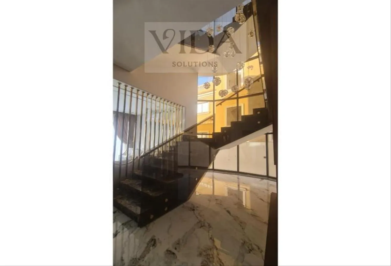 Gallery Image 19