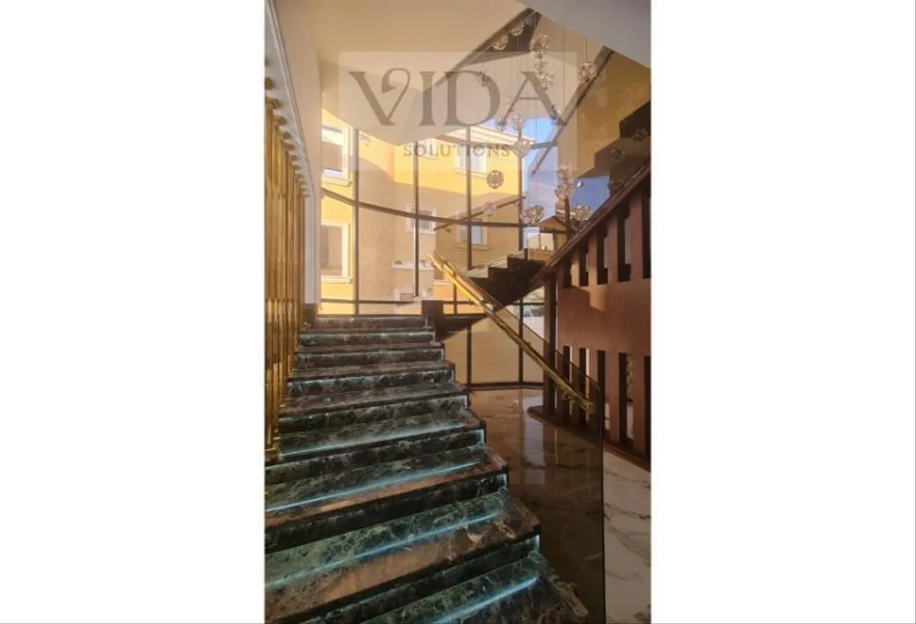 Gallery Image 20
