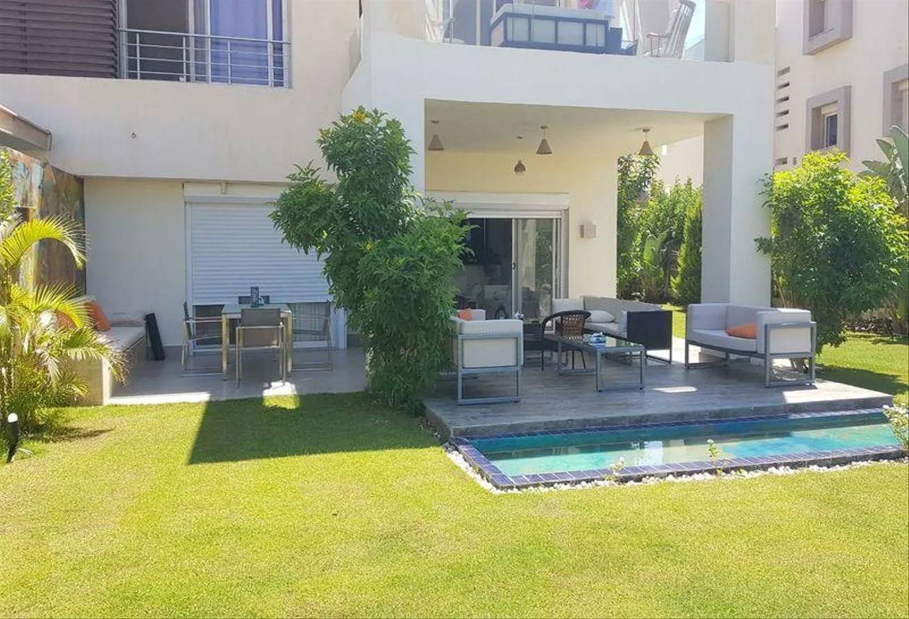 Sale in Hacienda West: Prime Location Lagoon View  Best Price