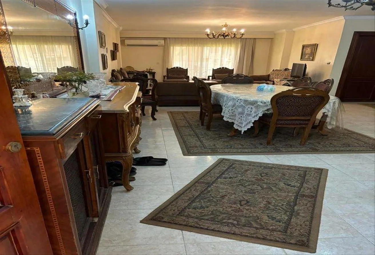 Sale in 7th District: Duplex for sale in the 7th District, Sheikh Zayed