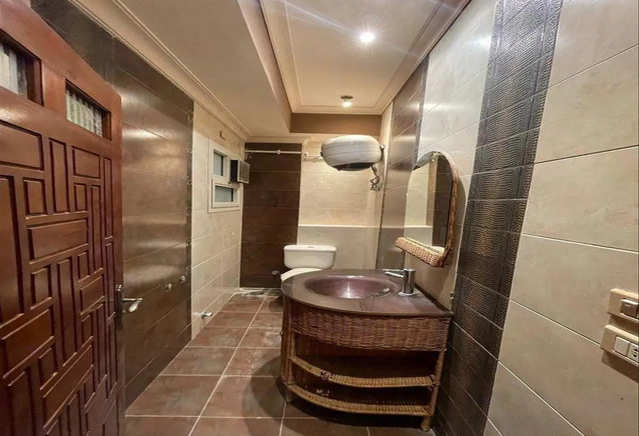 Gallery Image 6