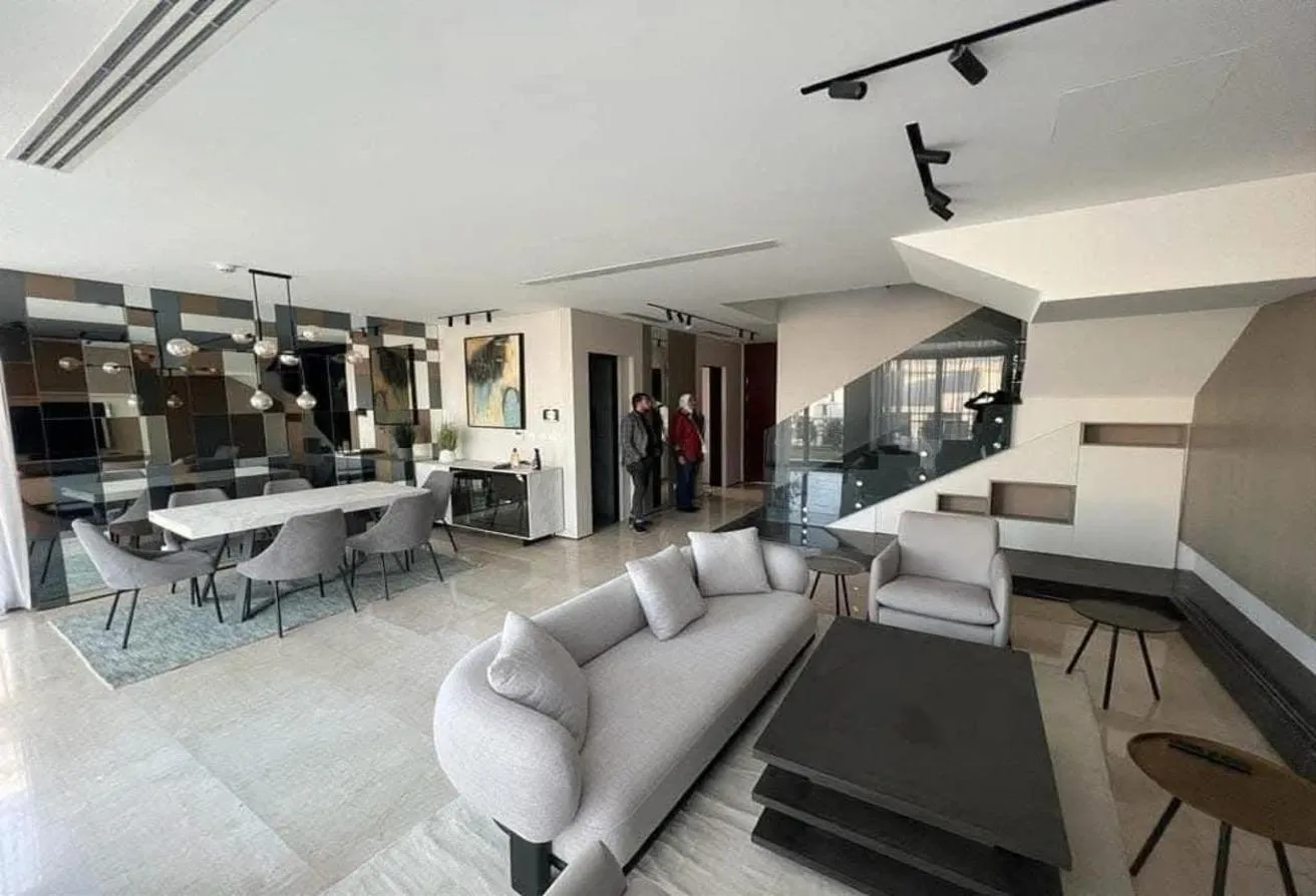 Sale in Etapa: Ready ToMove Special Villa ready for living 10 y