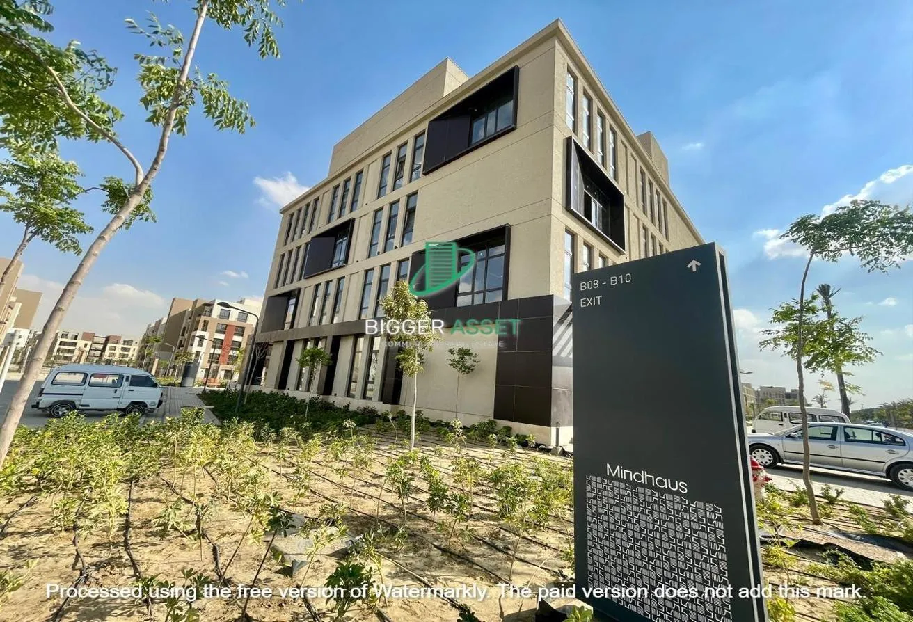 للايجار في ديستريكت 5: مبنى اداري|5000م|للايجار|لكبرى الشركات|District 5 