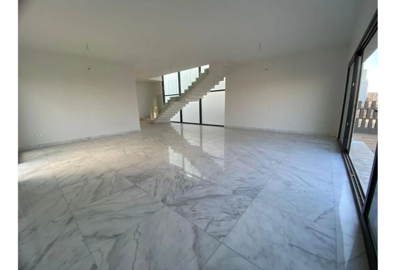 Gallery Image 18