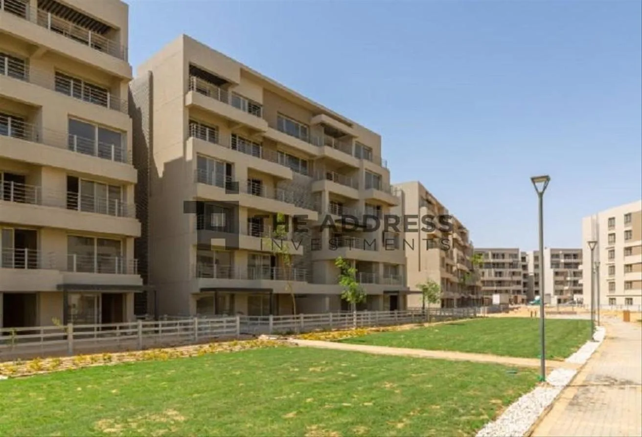 Sale in Capital Gardens   Palm Hills: Own 2beds apartment in New Cairo over 12 yrs