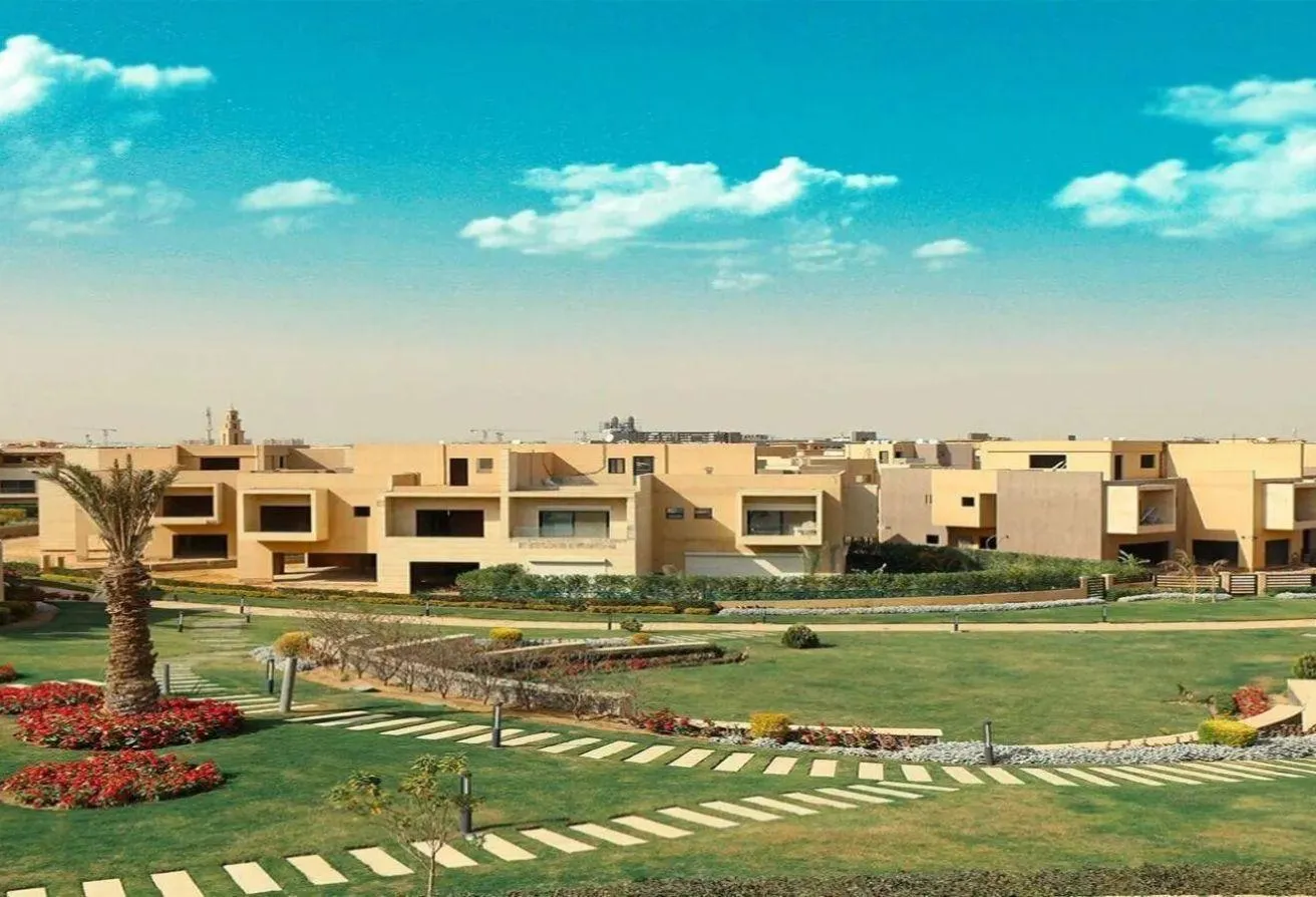 Sale in Cleopatra Square: Ready toMove, longest installment period | on axis