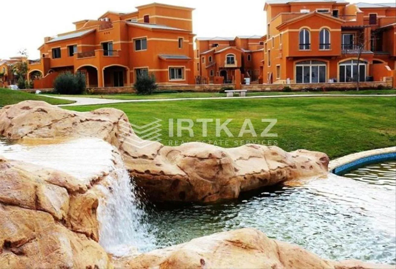 Sale in Dyar Compound: Finished Standalone Villa With Best View And RTM