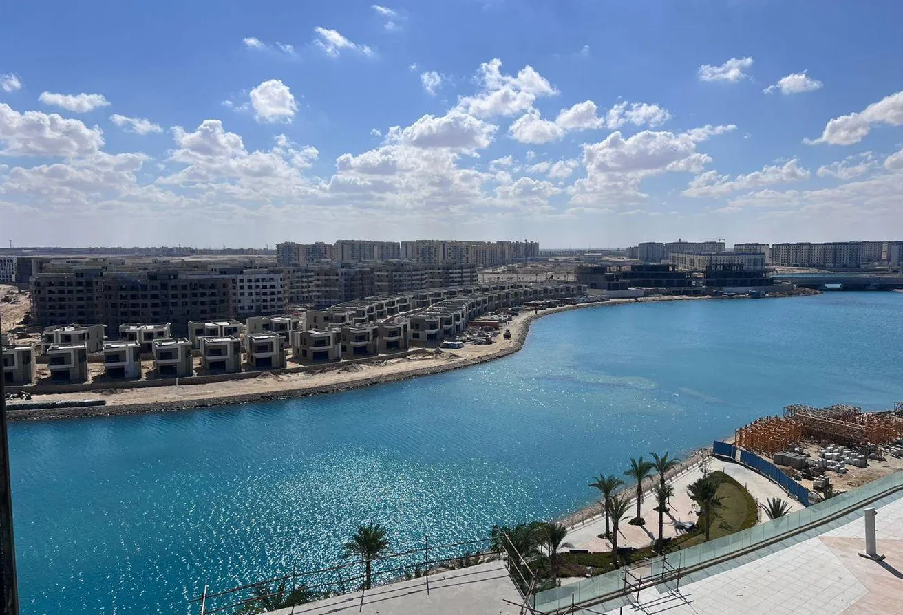 Sale in Palm Hills New Alamein: Chalet for sale (Palm Hills - El Alamein) 107 m