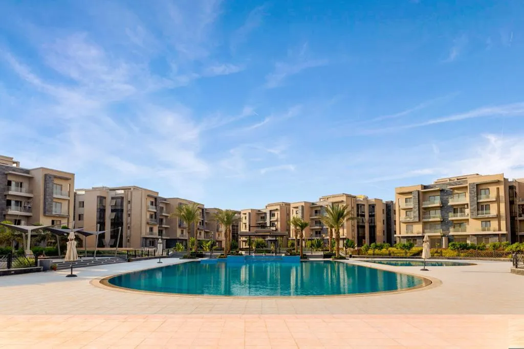 Sale in Galleria Moon Valley: Penthouse for sale ready to move, fully finished