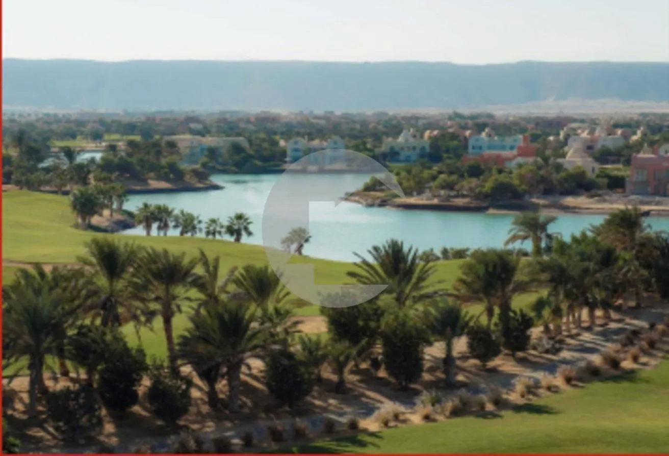 Sale in North Bay: أقل مقدم لفيلا تاون هاوس متشطبة علي البحر | الجونة