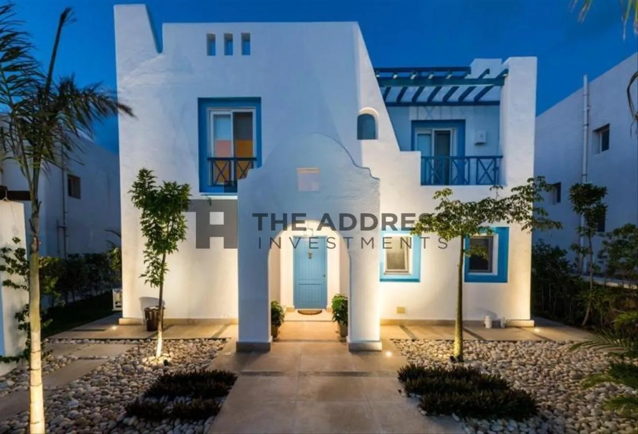 Sale in Mountain View: Bellow Market - Villa in MountainView North Coast