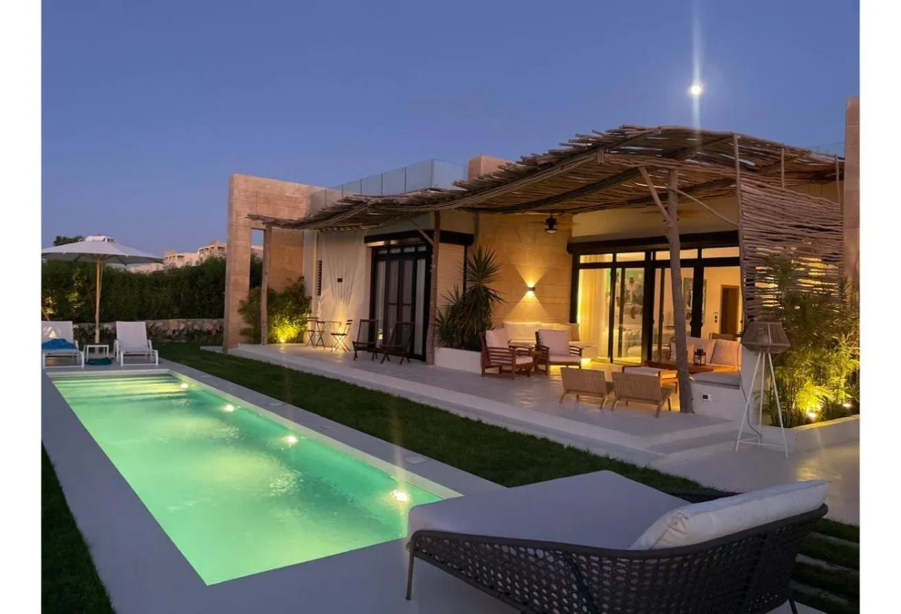 Sale in Caesar Island: افضل فيلا مستقله على البحر مباشرة , سوديك سيزر باى