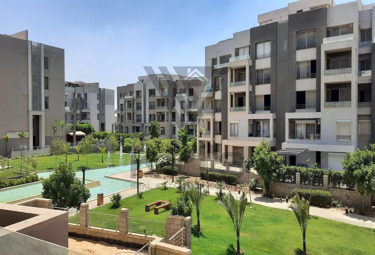 البيع في كمبوند فيلدج جاردن القطامية: دوبلكس ريسيل نصف تشطيب بسعر مميز في فيلدج جاردن 