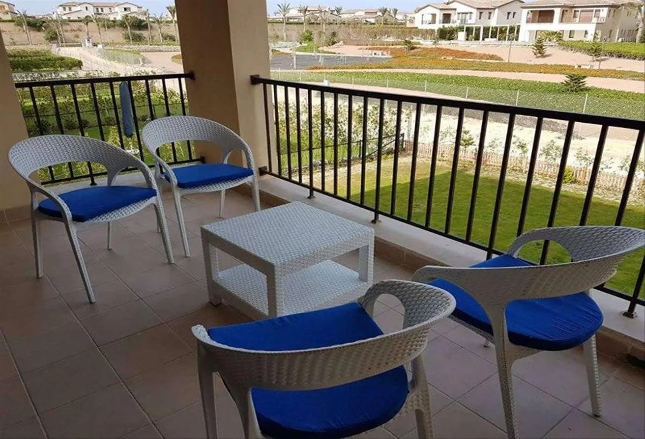 Rent in Marassi: For rent Duplex in Marassi directly on lagoon