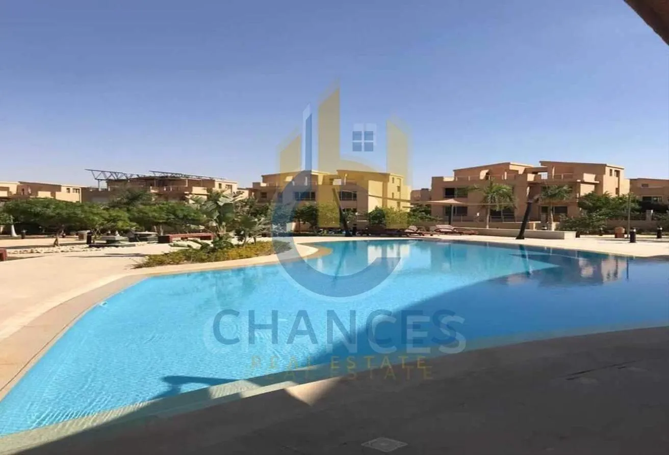Sale in Aswar Residence: Villa for sale in Couponed Aswar New Cairo 580m