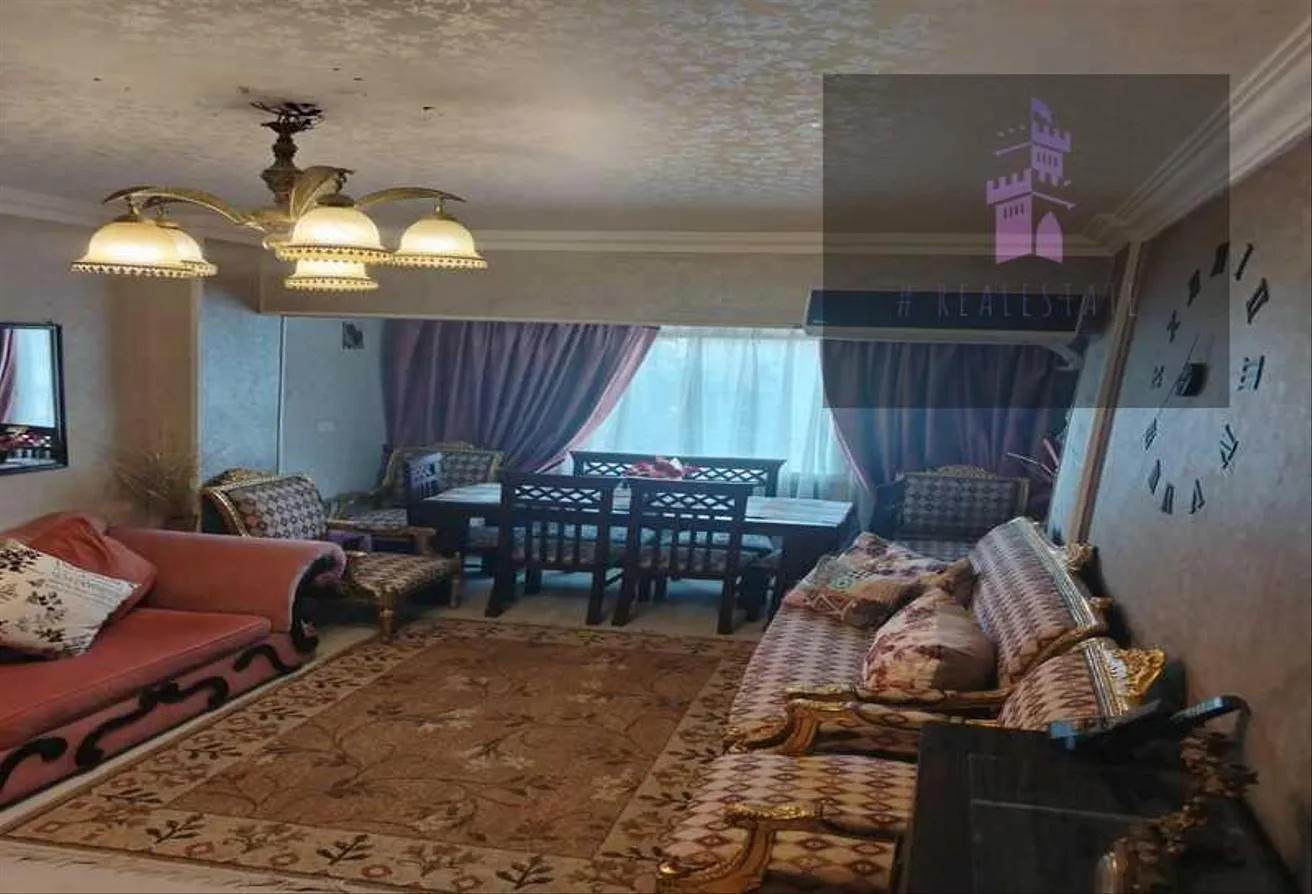 Sale in Al Mostathmir El Saghir: شقة مميزة للبيع فى المستثمر الصغير الشيخ زايد