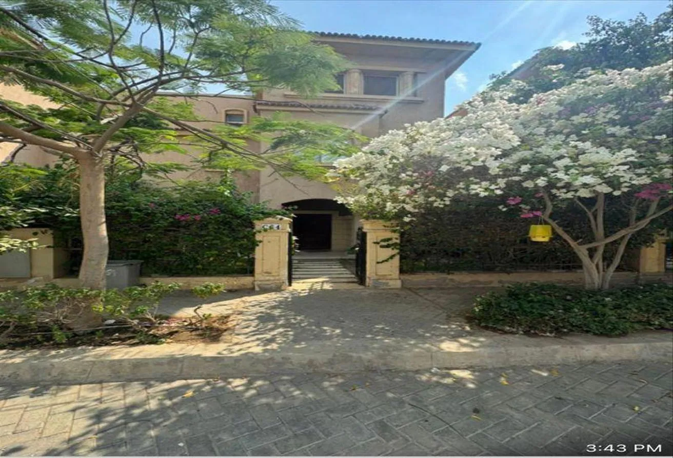Sale in Dara Gardens: Townhouse Prime Location Ready to move Finished
