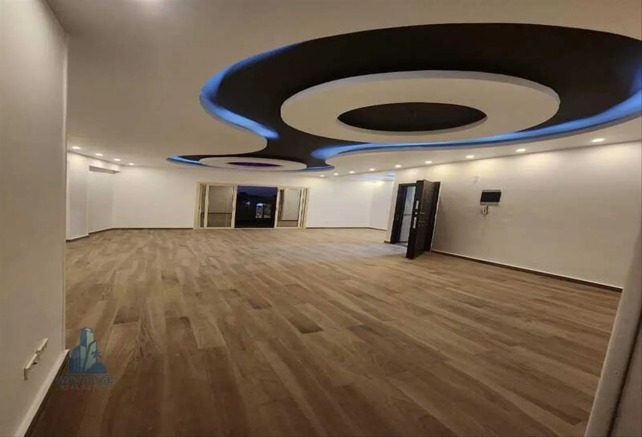 Gallery Image 15