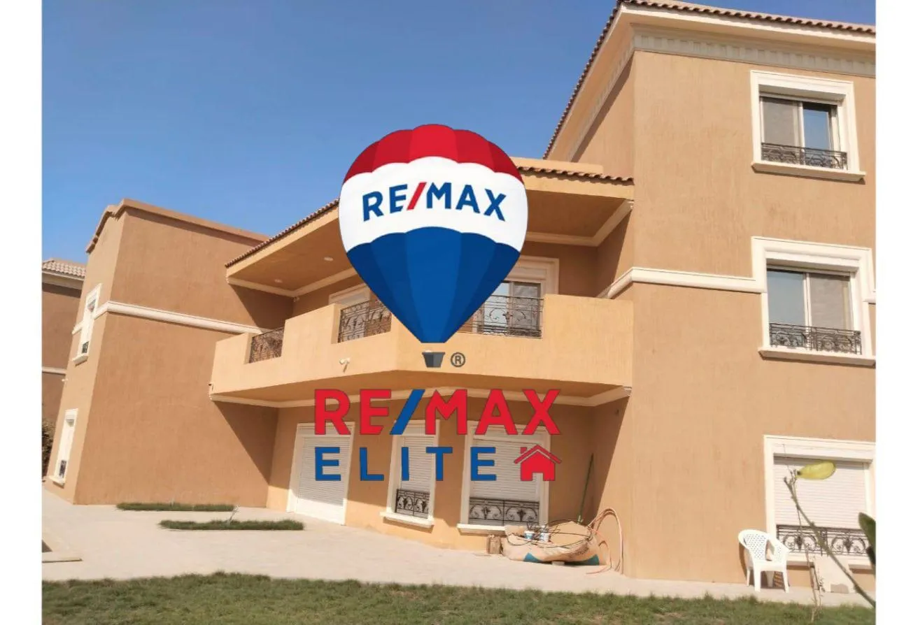 Sale in Les Rois: Standalone with private pool and prime location
