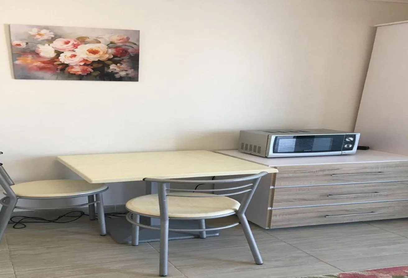 Sale in Westown: Upper duplex for sale with a good view