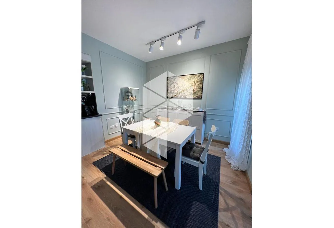 Sale in N Square Mall: "Furnished Apartment for Sale in Hyde Park -Luxury