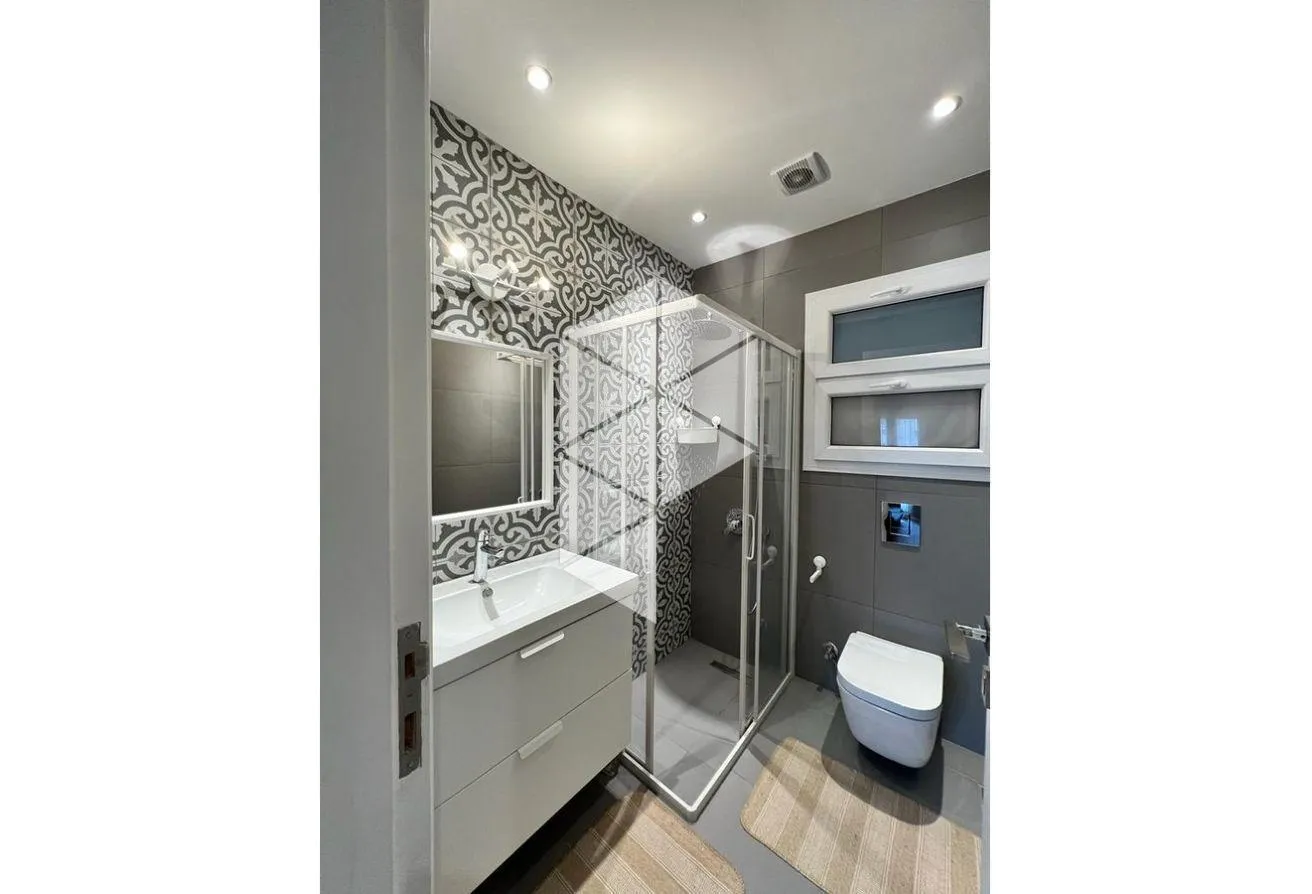 Gallery Image 10
