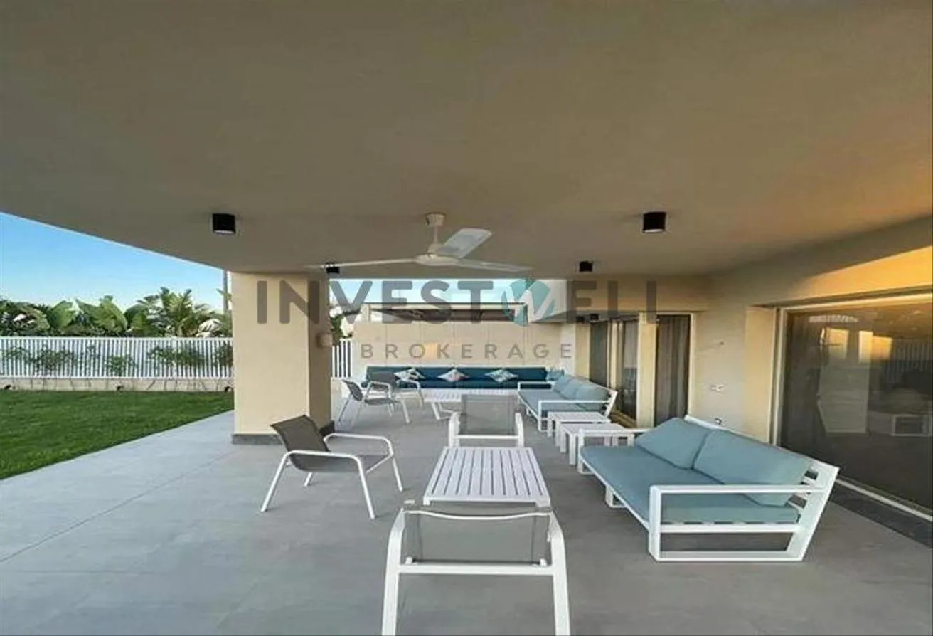 Sale in Ras Al Hekma: Installments for 8 years Chalet on the view for sa